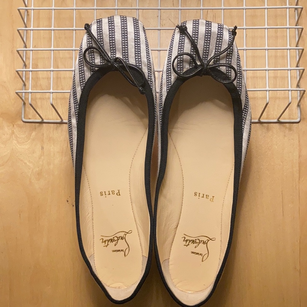 CHRISTIAN LOUBOUTIN Bow Ballerina Flats